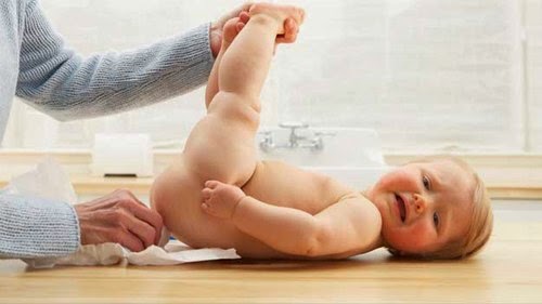 Trẻ hai tháng tuổi bị rò hậu môn nên làm gì để chữa trị