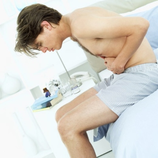 viêm tuyến tiền liệt có thể gây đau nhói bụng dưới